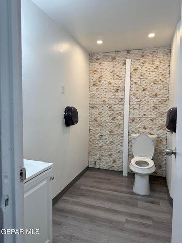 4506 Montana Avenue, El Paso, TX 79903