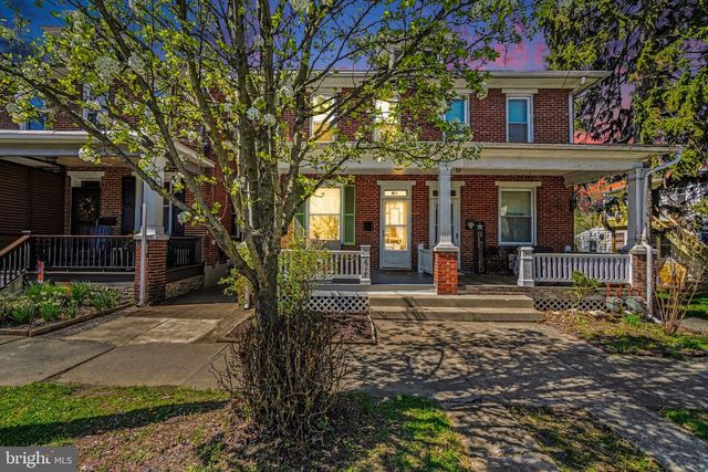 617 BOSLER AVE, Lemoyne, PA 17043