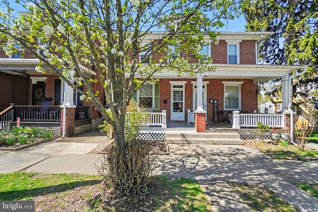 617 BOSLER AVE, Lemoyne, PA 17043