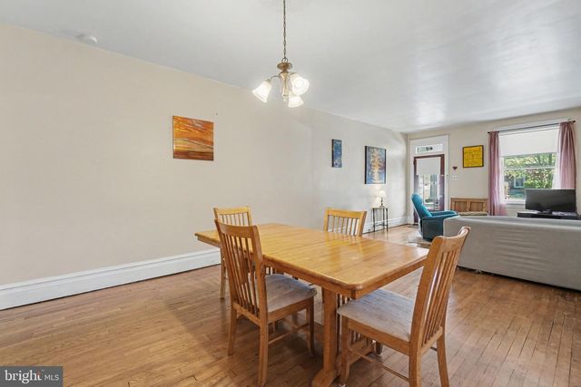 617 BOSLER AVE, Lemoyne, PA 17043