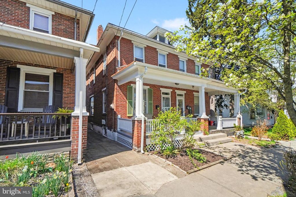 617 BOSLER AVE, Lemoyne, PA 17043
