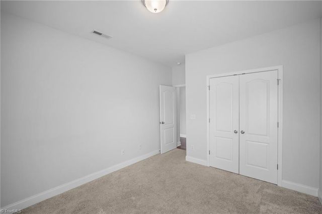 1606 Silver Lake Drive, Kernersville, NC 27284