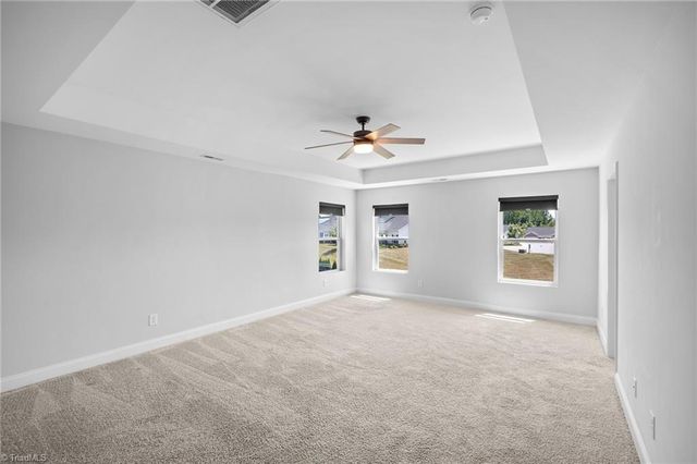 1606 Silver Lake Drive, Kernersville, NC 27284