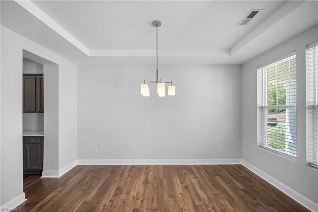 1606 Silver Lake Drive, Kernersville, NC 27284