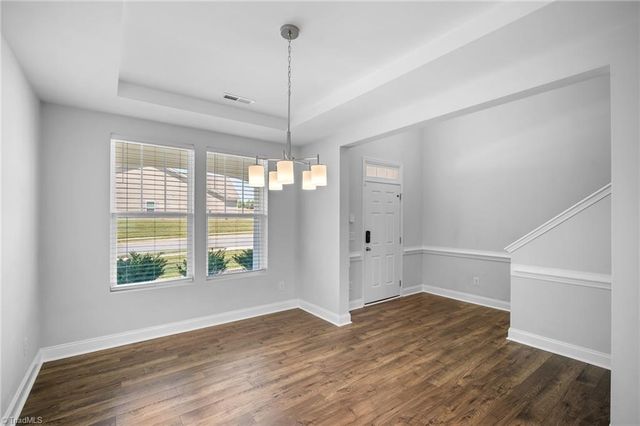 1606 Silver Lake Drive, Kernersville, NC 27284