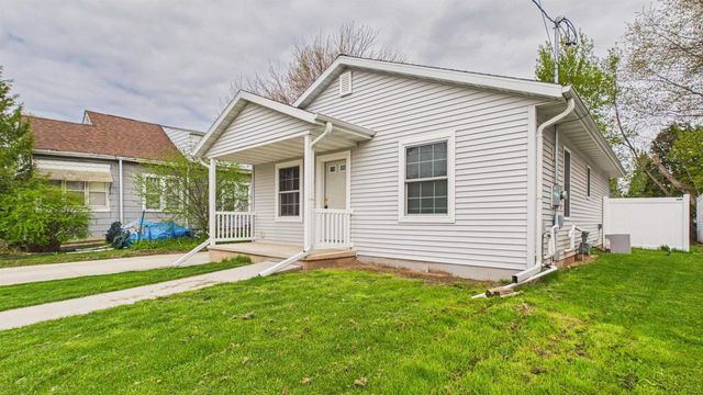 236 4TH STREET, Menasha, WI 54952