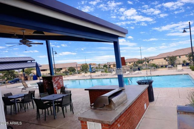 4058 E CATCLAW Street, Gilbert, AZ 85296