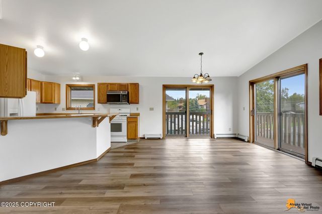 4032 Hale Court, Anchorage, AK 99502