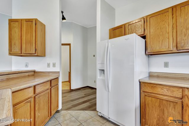 4032 Hale Court, Anchorage, AK 99502