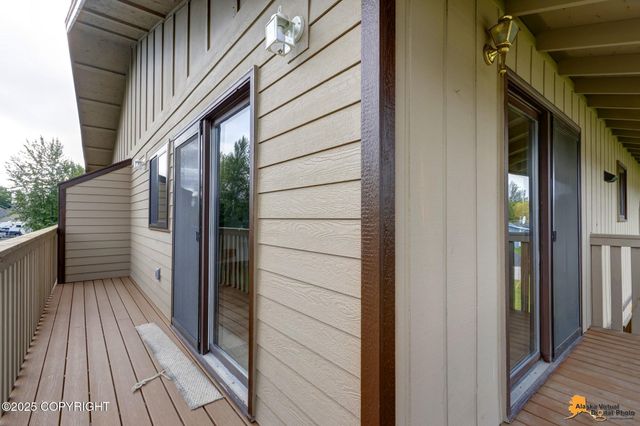 4032 Hale Court, Anchorage, AK 99502