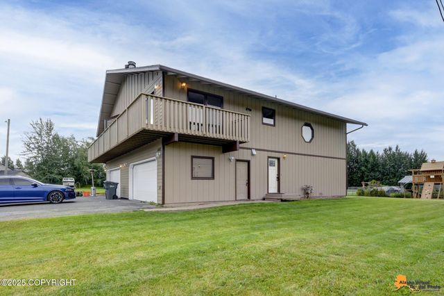 4032 Hale Court, Anchorage, AK 99502