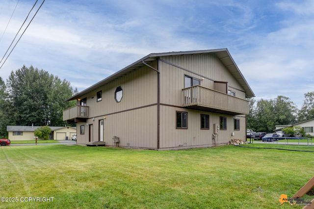 4032 Hale Court, Anchorage, AK 99502