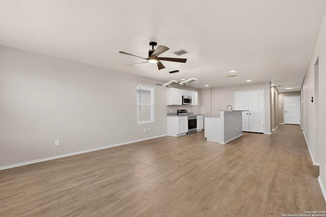 3017 Neptunes Sea, Converse, TX 78109