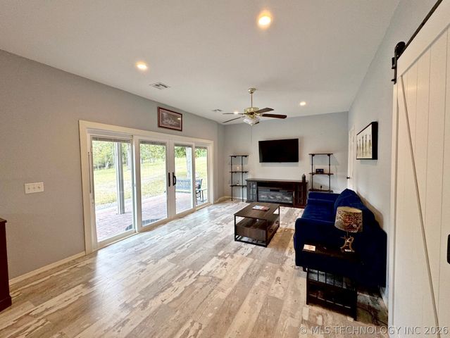 20005 Hwy 80, Hulbert, OK 74441