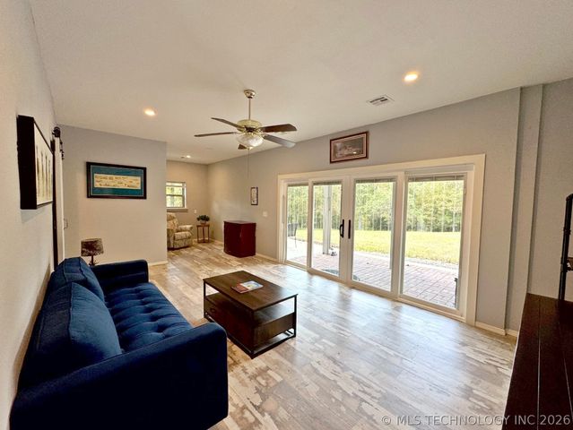 20005 Hwy 80, Hulbert, OK 74441