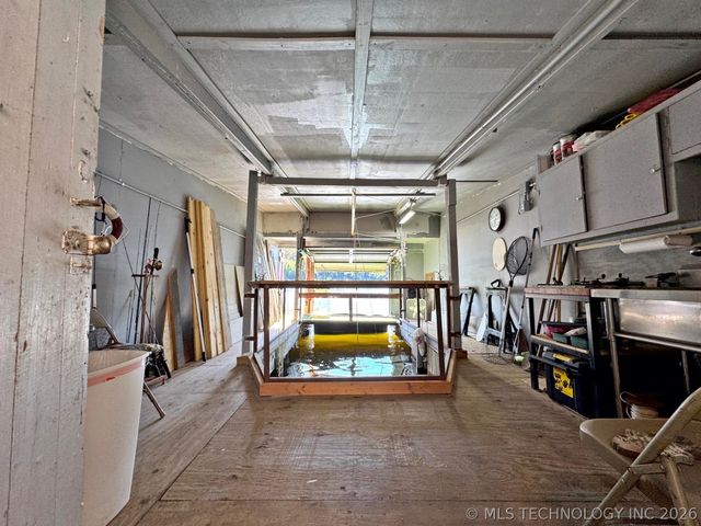 20005 Hwy 80, Hulbert, OK 74441