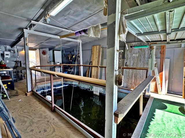 20005 Hwy 80, Hulbert, OK 74441