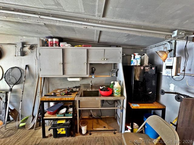 20005 Hwy 80, Hulbert, OK 74441