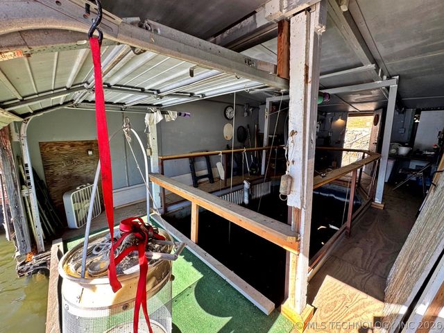 20005 Hwy 80, Hulbert, OK 74441