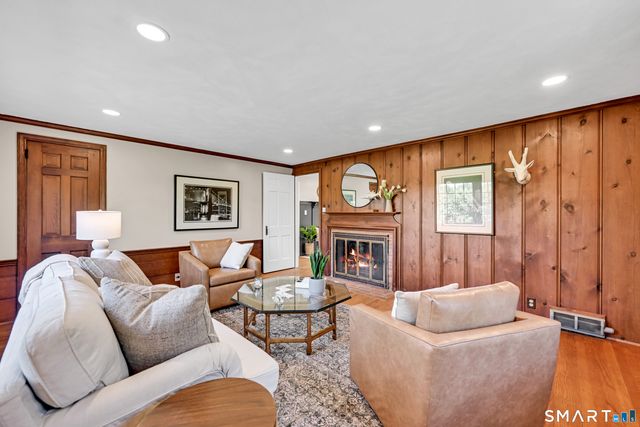 987 Hill Street, Suffield, CT 06078