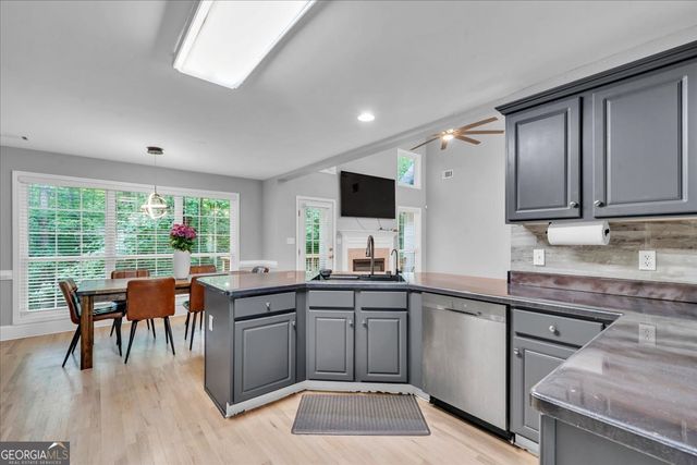 75 Paradise Court, Mcdonough, GA 30252