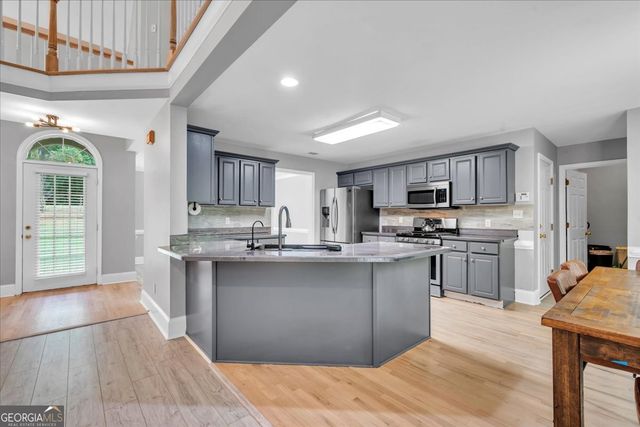 75 Paradise Court, Mcdonough, GA 30252