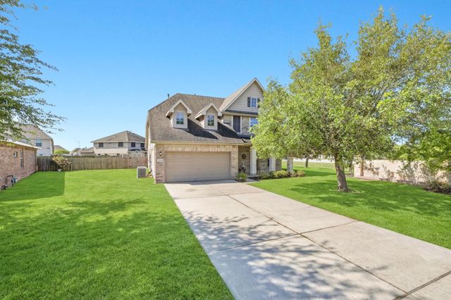 5002 Creekside Avenue, Baytown, TX 77523