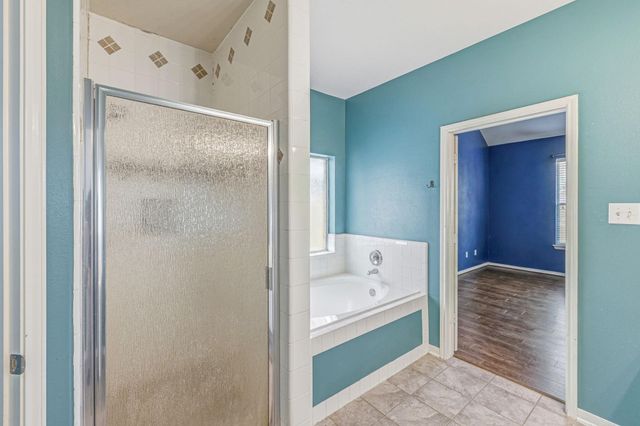 5002 Creekside Avenue, Baytown, TX 77523