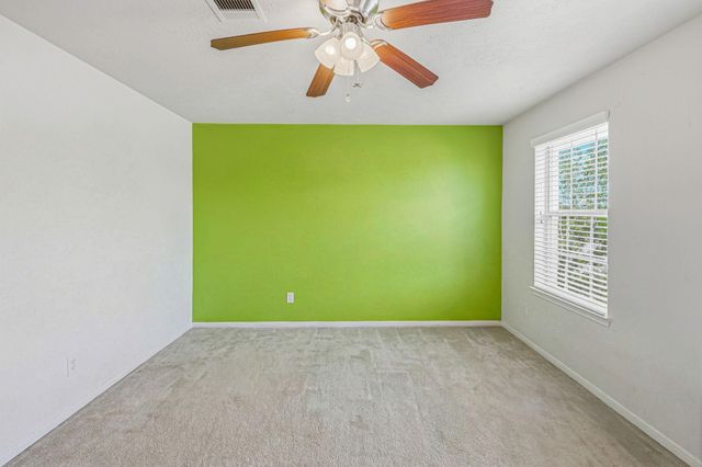 5002 Creekside Avenue, Baytown, TX 77523