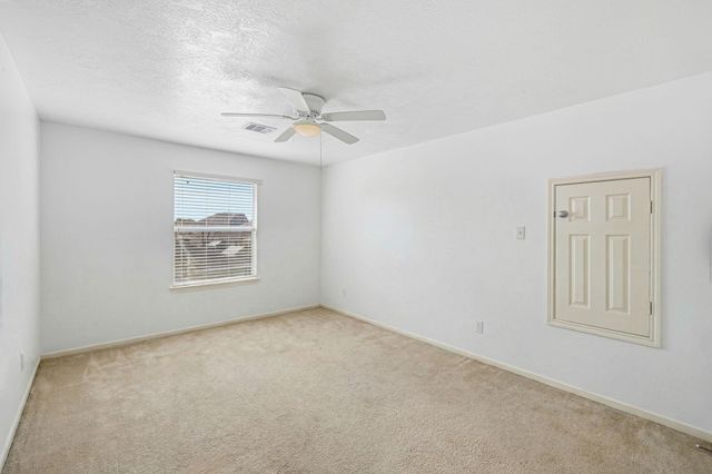 5002 Creekside Avenue, Baytown, TX 77523