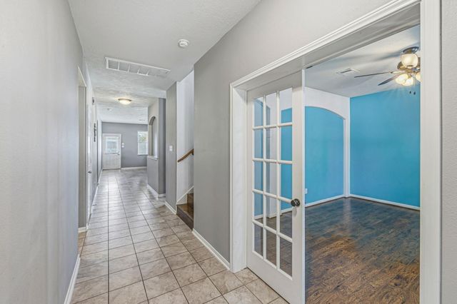 5002 Creekside Avenue, Baytown, TX 77523