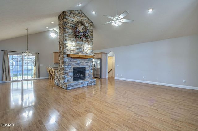 3763 Bent Road, Kodak, TN 37764