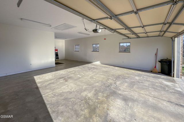 3763 Bent Road, Kodak, TN 37764