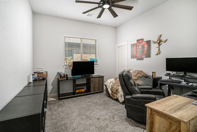 1824 Royal Lake Drive, Grand Prairie, TX 75052