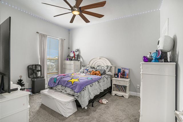 1824 Royal Lake Drive, Grand Prairie, TX 75052