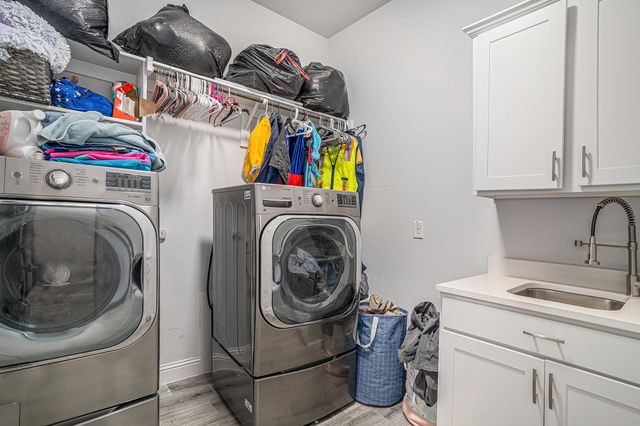 1824 Royal Lake Drive, Grand Prairie, TX 75052