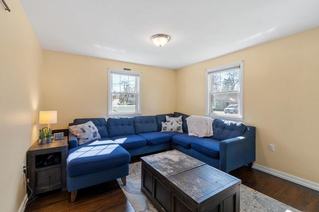 78 Norcross Street, Manchester, NH 03109