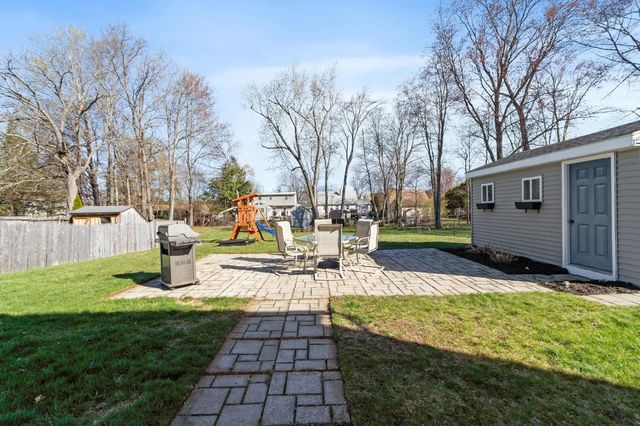 78 Norcross Street, Manchester, NH 03109