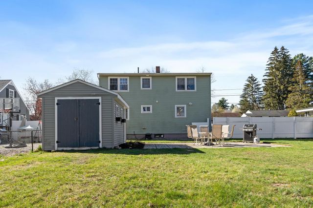 78 Norcross Street, Manchester, NH 03109