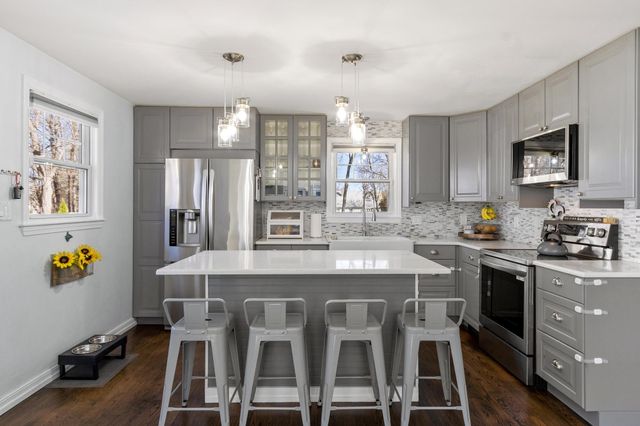 78 Norcross Street, Manchester, NH 03109