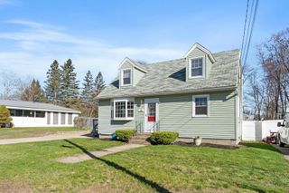 78 Norcross Street, Manchester, NH 03109