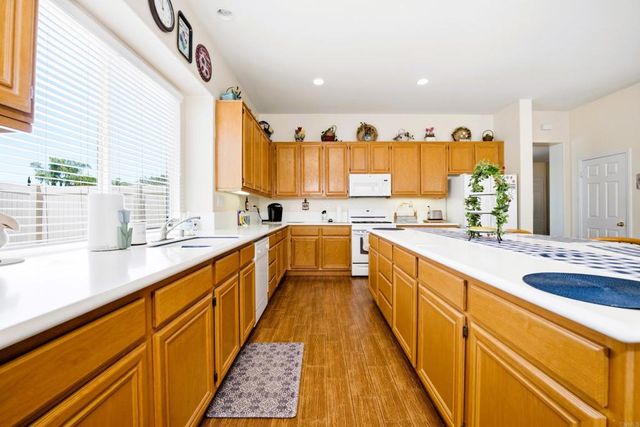 23938 Jonathan Place, Murrieta, CA 92562