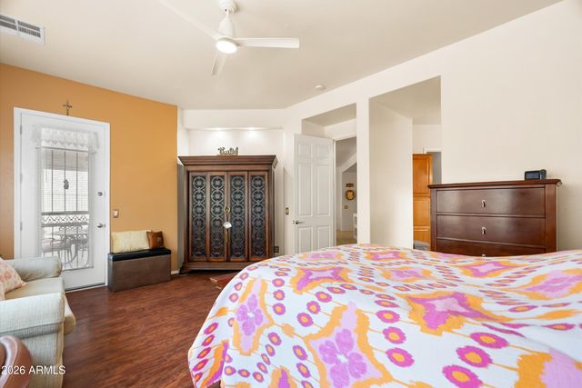 4708 E SOURWOOD Drive, Gilbert, AZ 85298