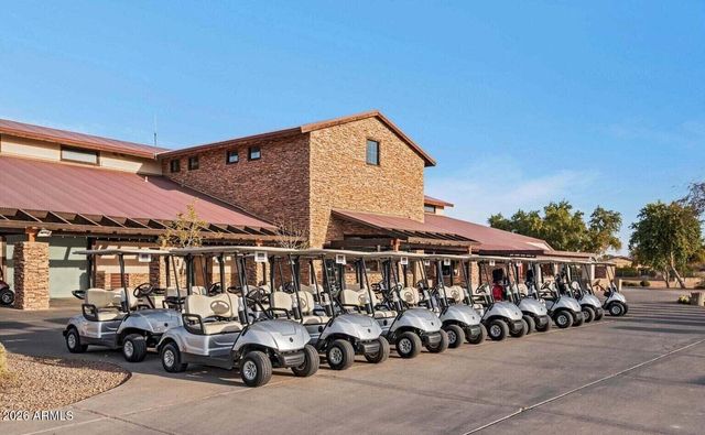 4708 E SOURWOOD Drive, Gilbert, AZ 85298