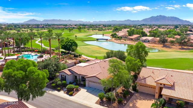 4708 E SOURWOOD Drive, Gilbert, AZ 85298