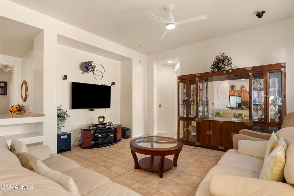 4708 E SOURWOOD Drive, Gilbert, AZ 85298 — photo 4
