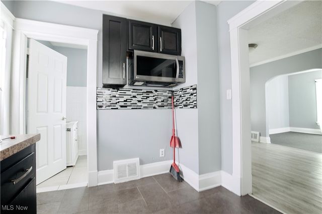 3336 W 90th Street, Cleveland, OH 44102