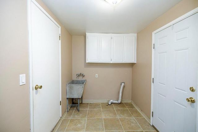 3417 John Lee Ln, Modesto, CA 95350