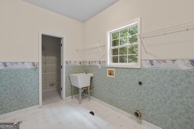 285 Hillview Road, Hampton, GA 30228