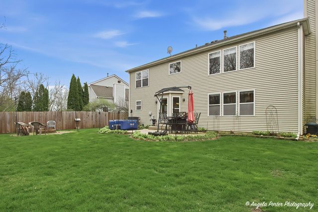 283 Spring Lake Drive, Round Lake, IL 60073